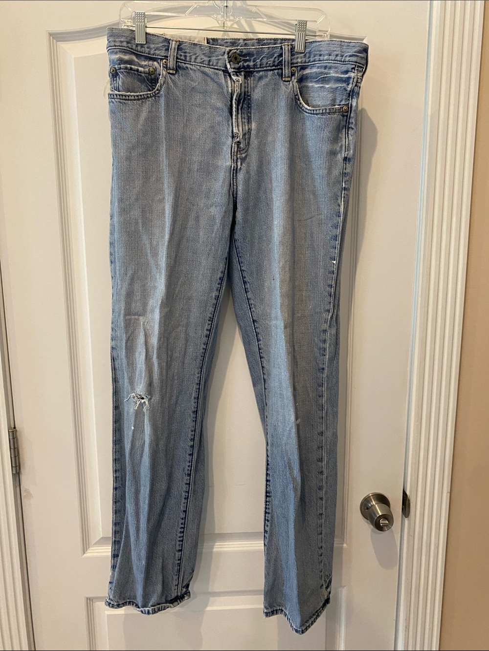 Straight-Leg Men's Jeans in Light Blue Denim